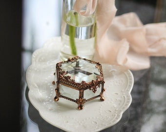 Little engagement ring box, Glass Box, geometric glass box, stained glass box, wedding ring box, ring box, ring holder, jewelry box,
