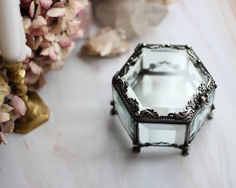 boîte à alliances avec fleurs, boîte à bijoux Hexagone, boîte en verre, boîte à bagues de fiançailles, boîte à bijoux en vitrail, cercueil d'aspect vintage,