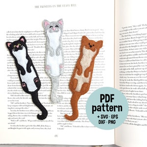 Könnte beinhalten: Ein PDF-Muster für drei Filz-Katzen-Lesezeichen. Die Katzen sind grau, schwarz-weiß und braun. Das Muster enthält SVG-, EPS-, DXF- und PNG-Dateien.