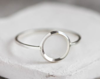Circle ring - Sterling silver minimal modern ring, full circle ring, karma ring, midi ring - sterling silver or 9k gold