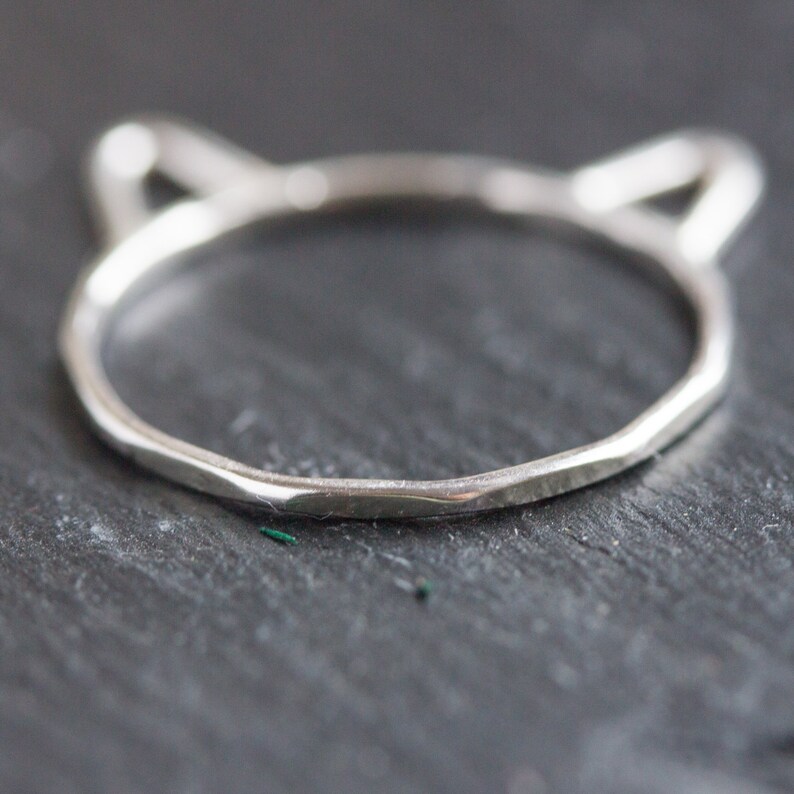 Cat ring Skinny stackable ring, hammered faceted ring, cat person gift image 4