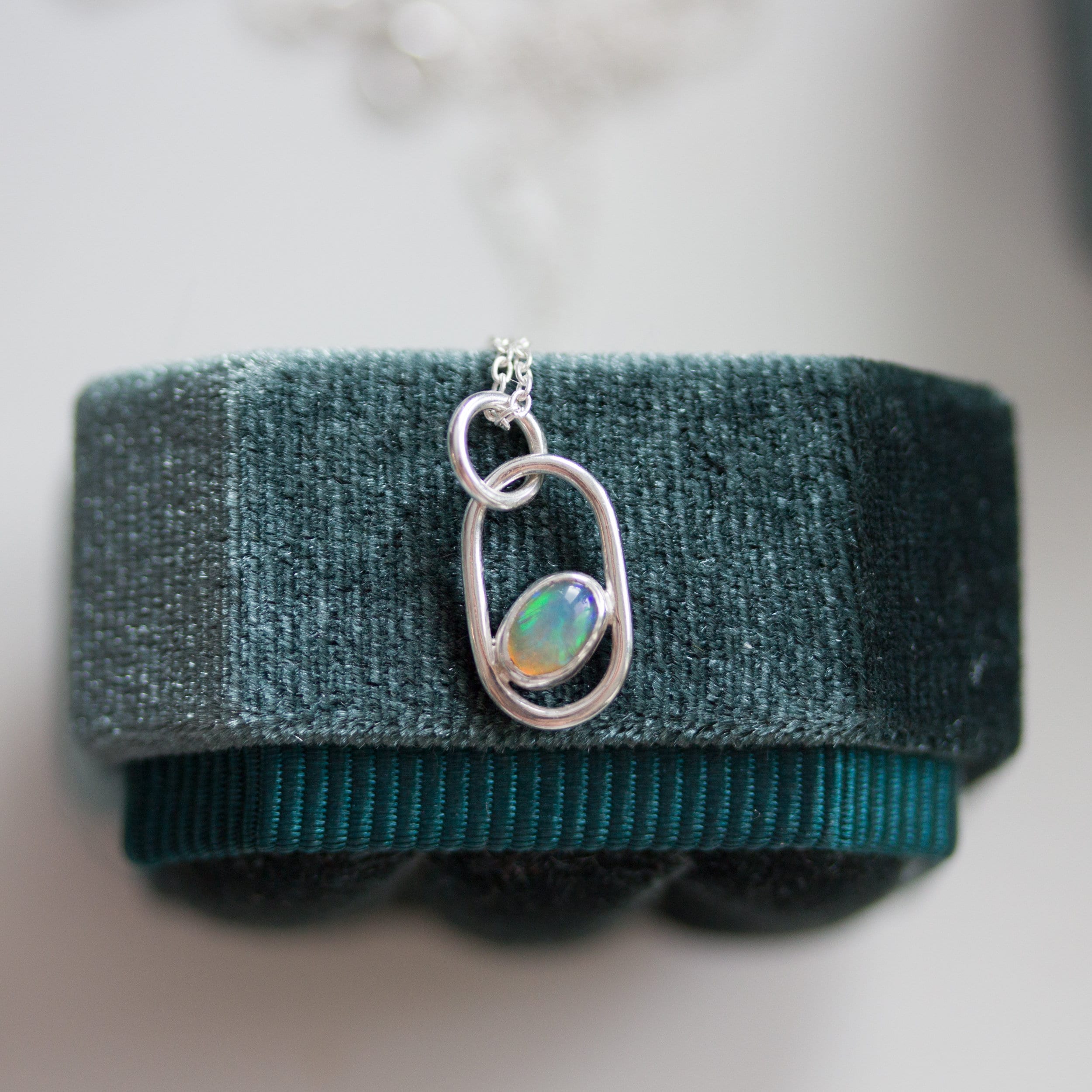 Collana di granato con chiusura in oro 14K o argento sterling, collana