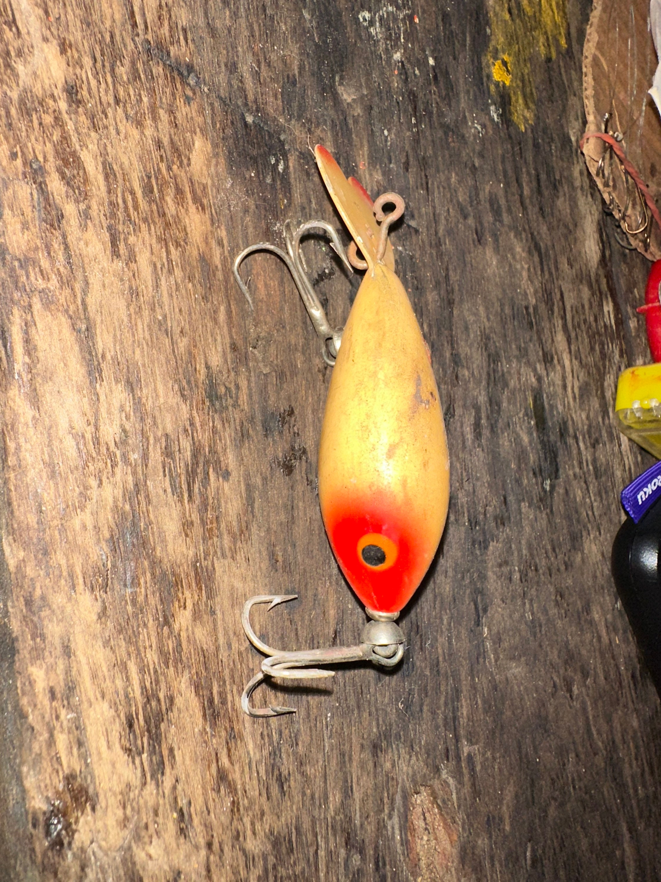 Red White Wood Lure 