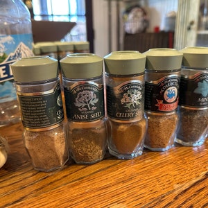 Vintage Mccormick Spice Bottles - Light Green Lids - Dark Green Labels - 5 Jars Used - Etsy