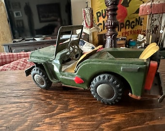Vintage 1960s Matchbox Jeep Gladiator No. 71 Die Cast Metal
