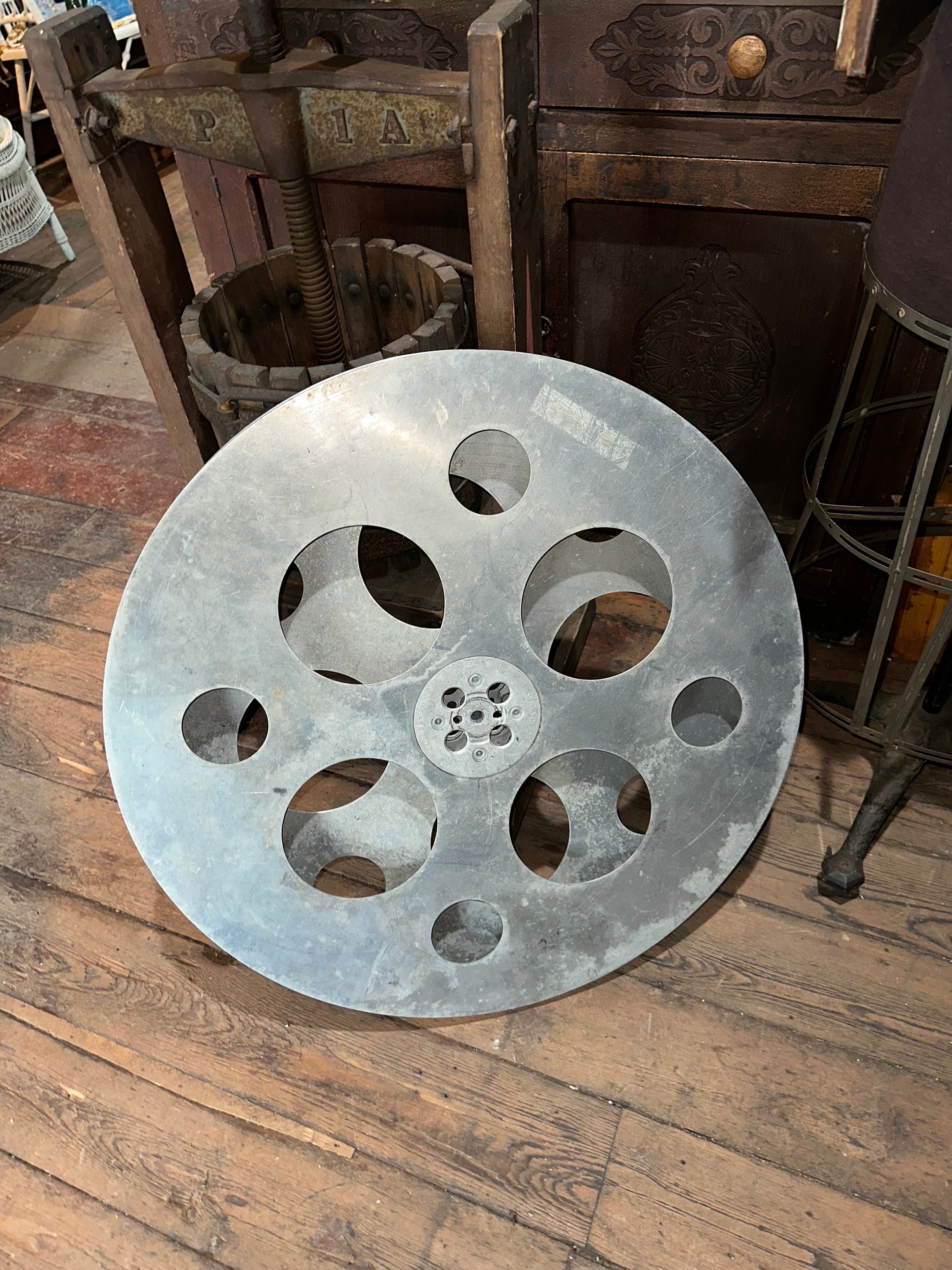14 Vintage Goldberg Brothers 16mm film reel can, Home Theater Accesso –  LightAndTimeArt