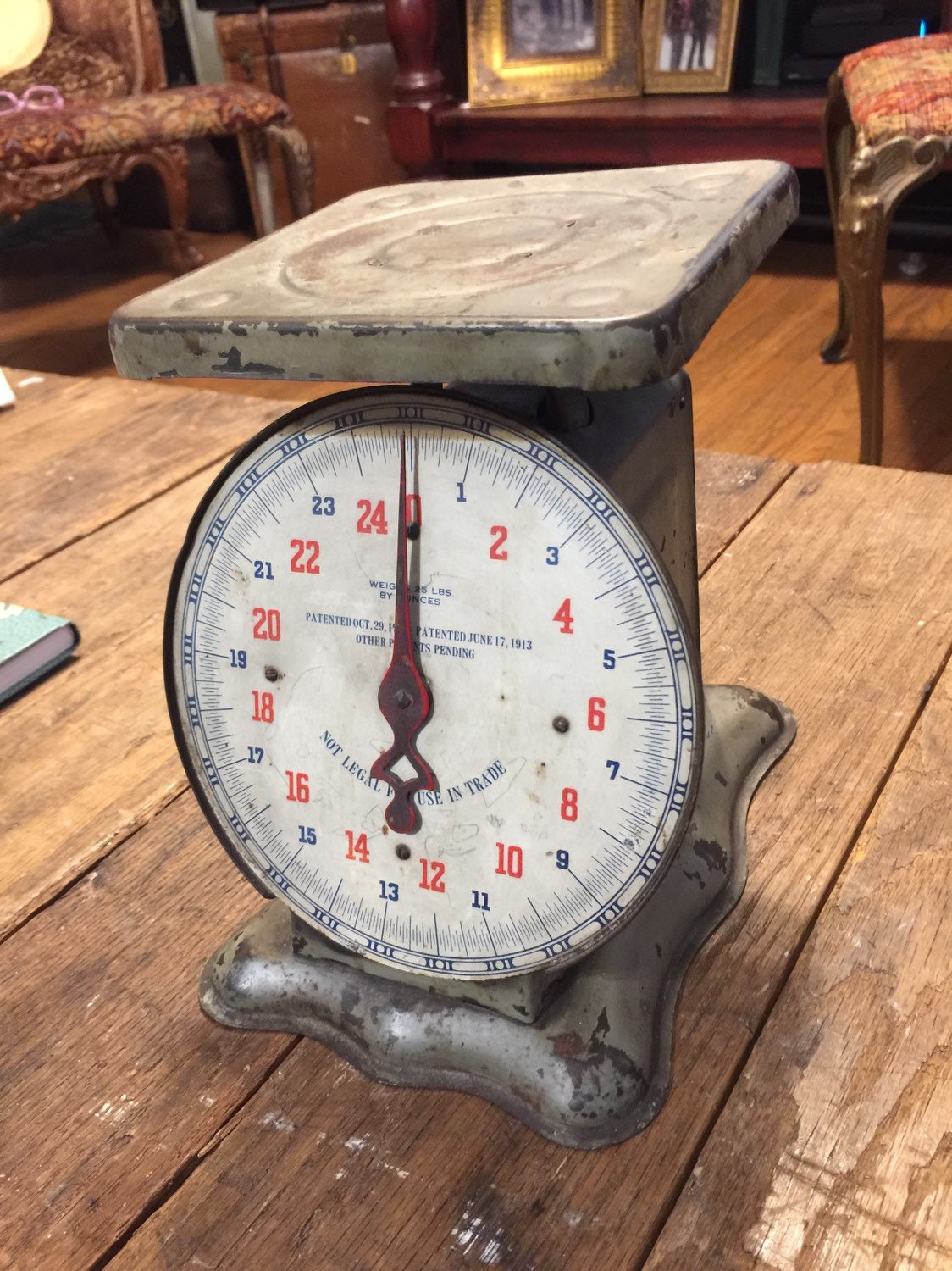 Vintage American Family Kitchen Scale 25 Lb, Red White and Blue