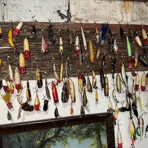 Set of 6 Antique/vintage Fishing Lures, Tackle, Gear, Freshwater