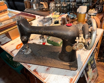 Singer Sewing Machine, very solid, Great old time look, Just like grandma used, sewing machine only
