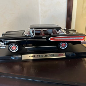 Road Signature 1958 Edsel Citation Hardtop 1:18 Scale Diecast