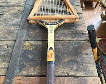 Vintage Pancho Gonzales SPALDING SIGNATURE MODEL Wooden Tennis Racket, Racquet