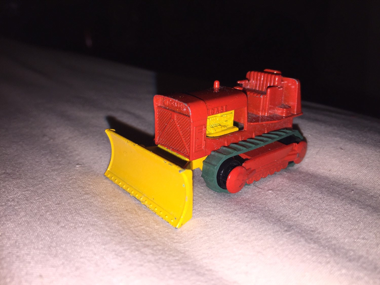 No. 16 Case Tractor Bull Dozer Lesney Matchbox Diecast Toy