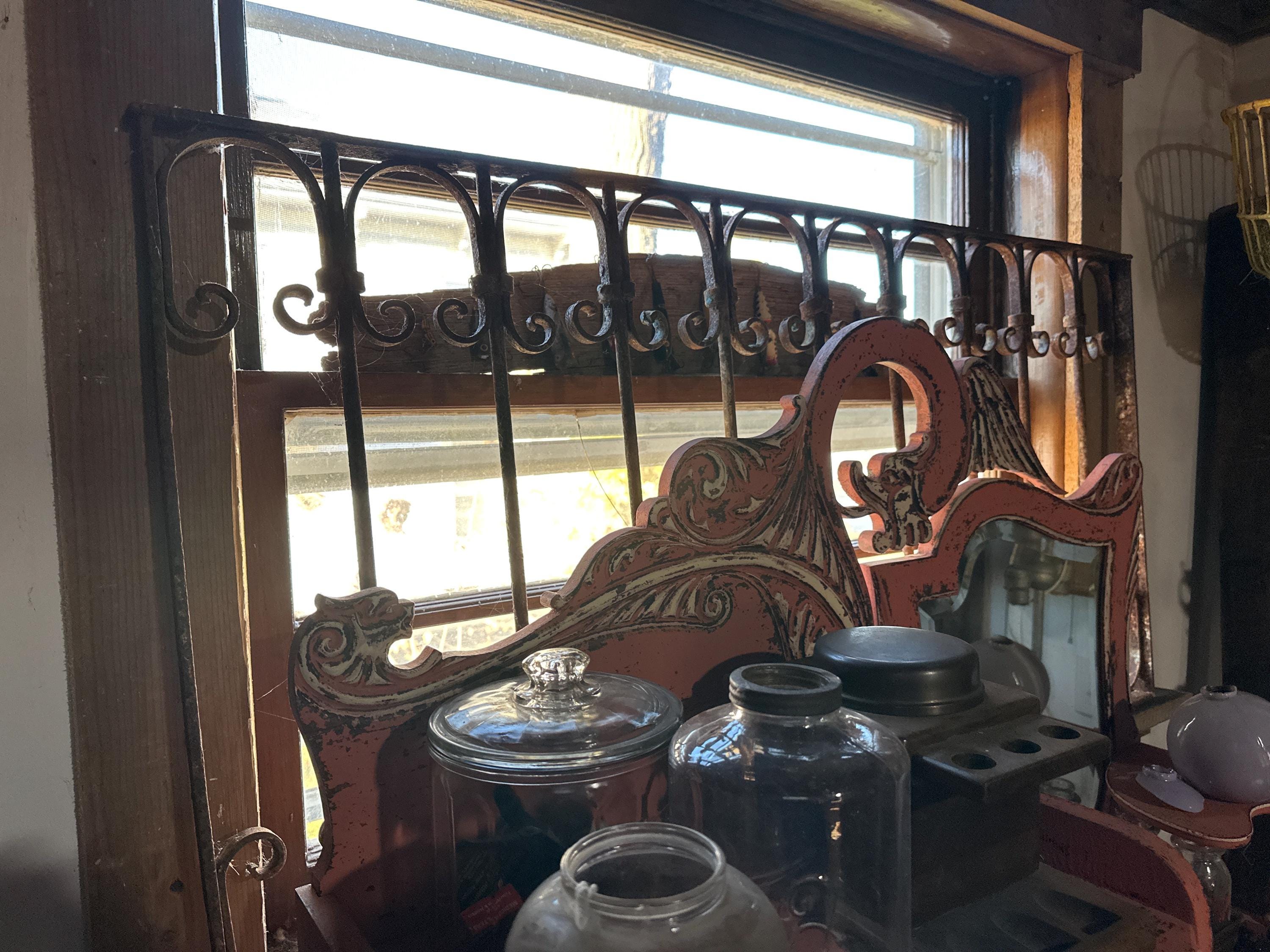 Antique Cast Iron Gate/pan Rack, Measures Approx 44