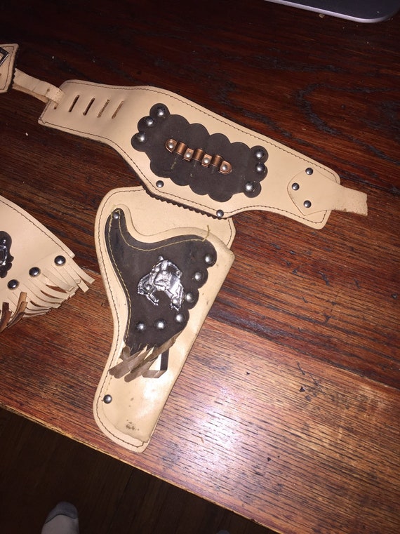 Vintage Leather Gun Belt and Holster set, Approx 35" … Gem