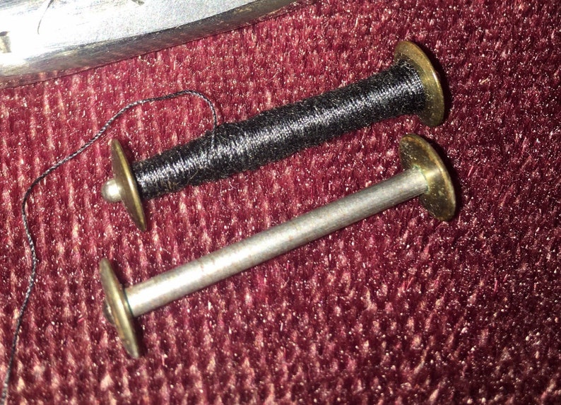 Two Vintage Treadle Sewing Machine Shuttle Bobbins 26mm 28mm Etsy
