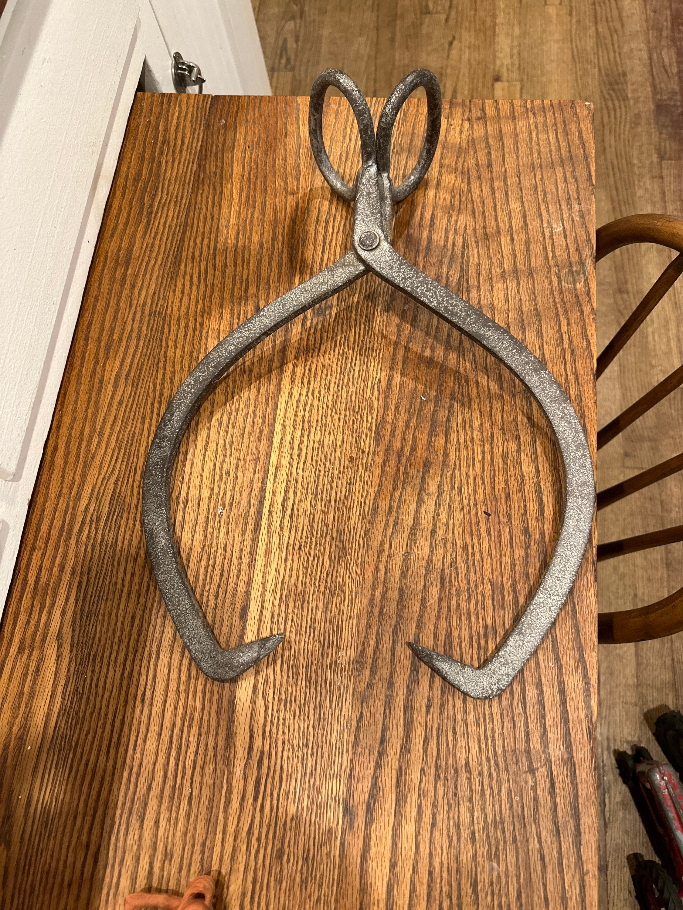 Medium Vintage Cast Iron ICE BLOCK TONG, Repurpose for Paper towel Holder or Toilet Paper Holder, Nice Primitive Tool
