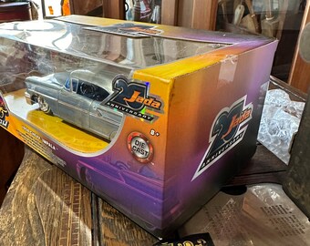 Jada Street Low 1958 Chevy Impala 1:24 Scale Diecast Gray W