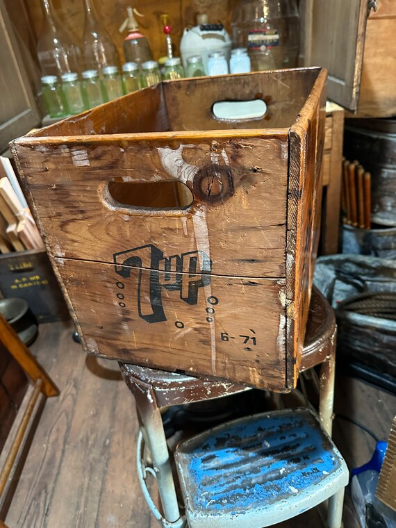 7UP アンティーク木製ドリンクケース 2セット 什器 Antique 7UP Wooden Crate Carrier Caddie Case - Etsy