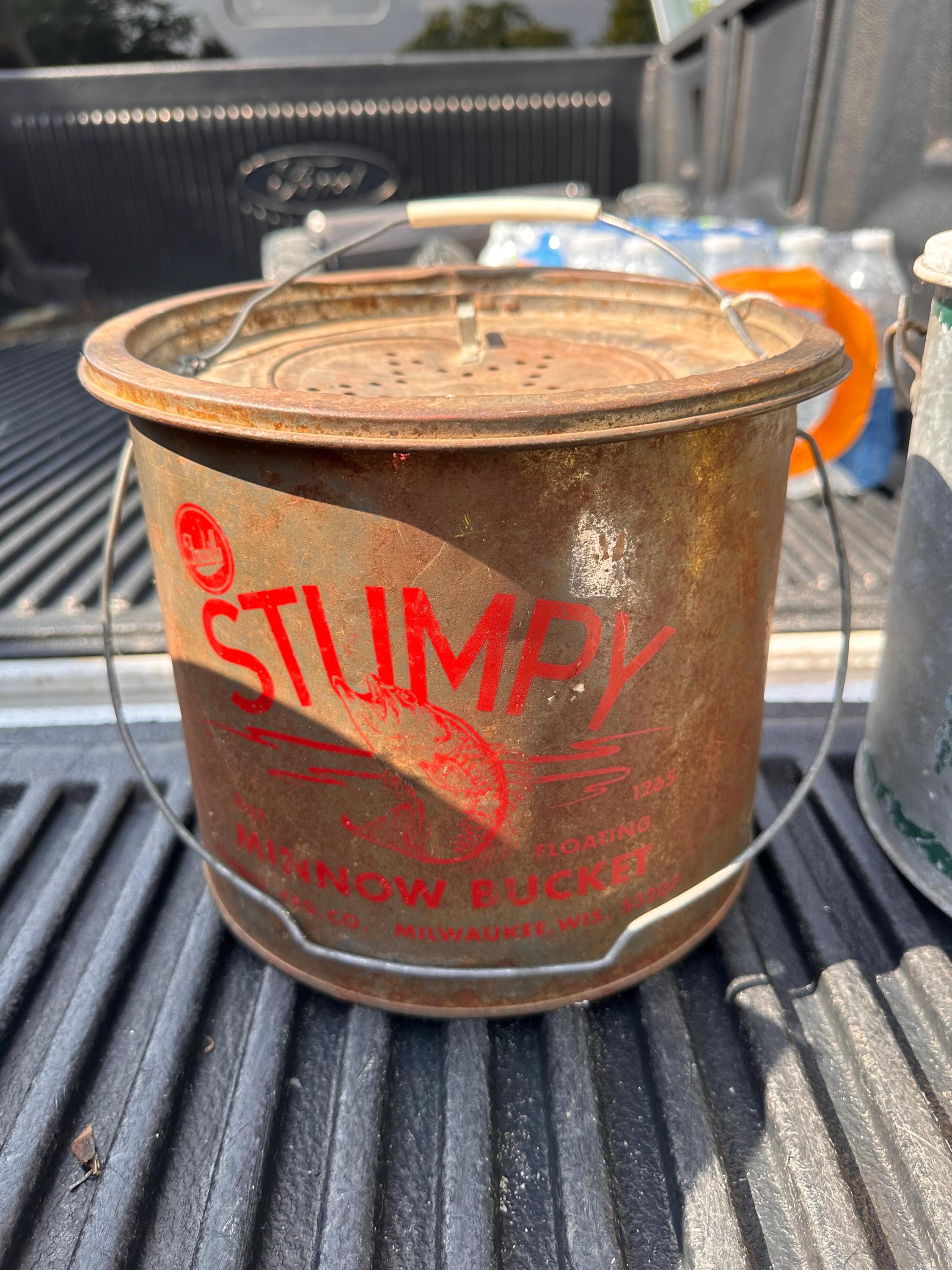 Vintage Galvanized Buckets - Etsy - Page 4
