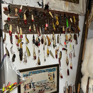 Antique/Vintage Fishing Lure, Tackle, Gear, Freshwater, Saltwater, Fishing, Bait, listing is for one Lure only