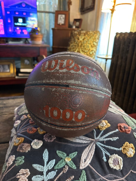 1980s basketball ball