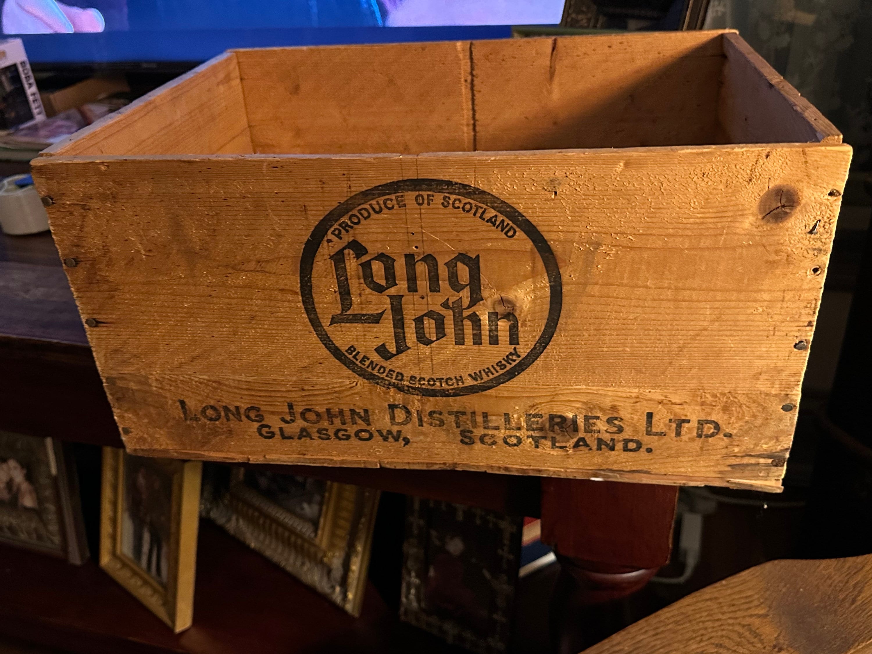 ★「Long John Scotch Whisky」ヴィンテージウォータージャグ Vintage Old Long John Blended Scotch Whisky Wooden Shipping Box