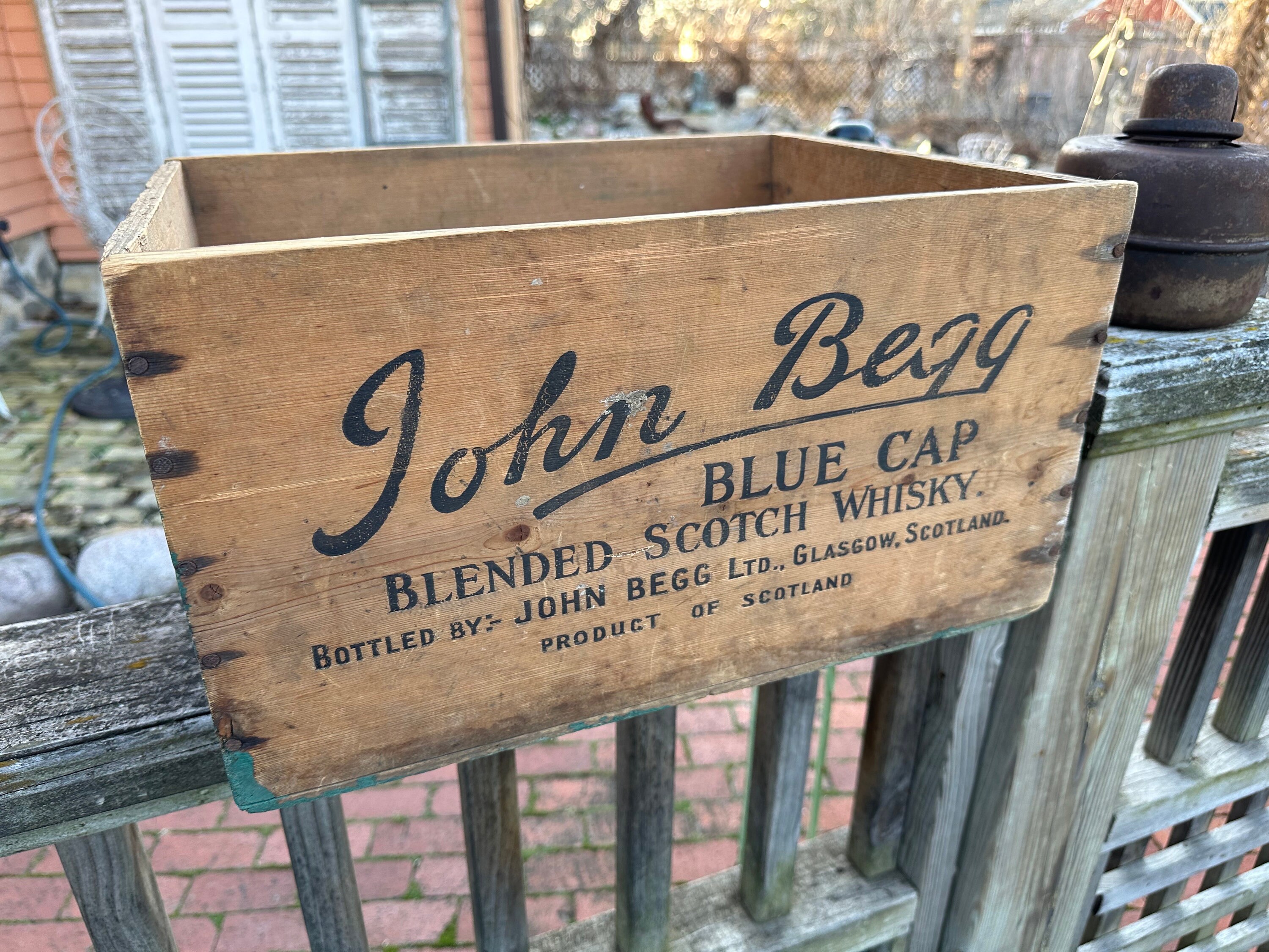 Vintage John Begg Blue Cap Scotch Whisky Wooden Crate Box Scotland