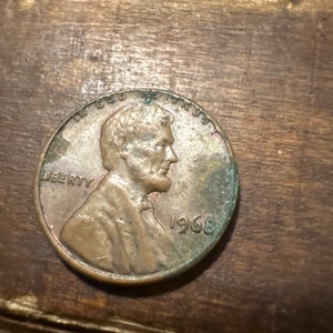 1968 D Lincoln Penny with Error on Top Rim, and &quot;L&quot; in Liberty on Edge.