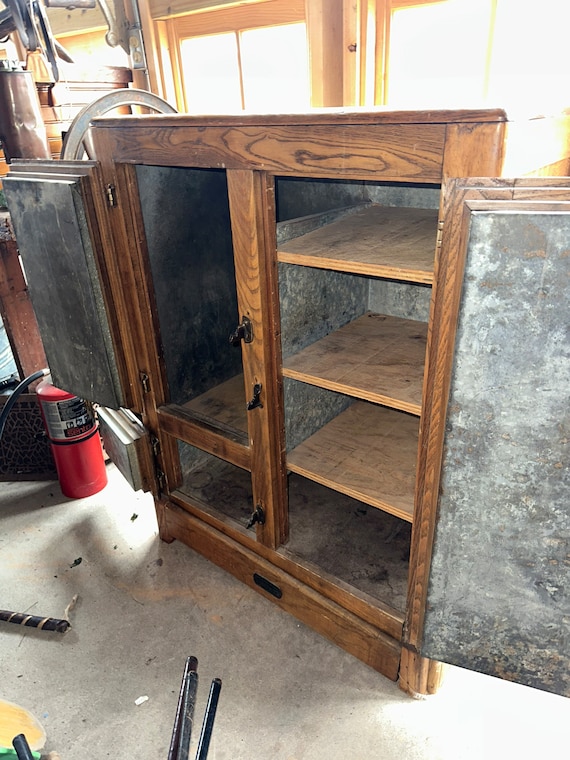 Antique Victor Oak Ice Box Refrigerator, 1900 Ice Box, Approx 43