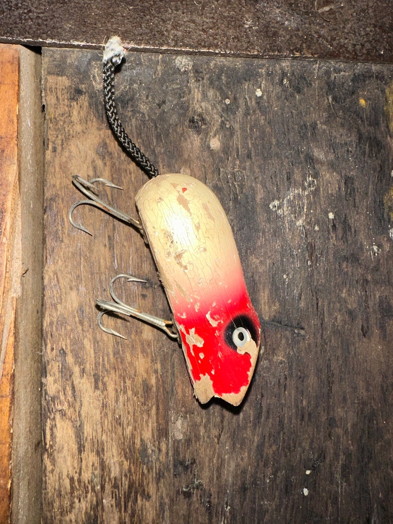 Vintage Wood Mouse Lure in White and Red Color... Lure is about 2 1/2 long image 2