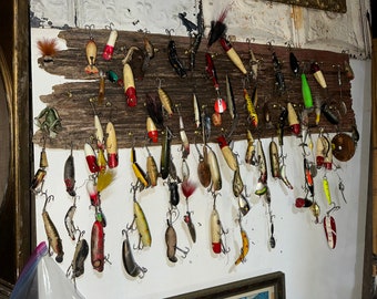 Antique/Vintage Fishing Lure, Tackle, Gear, Freshwater, Saltwater, Fishing, Bait, listing is for one Lure only