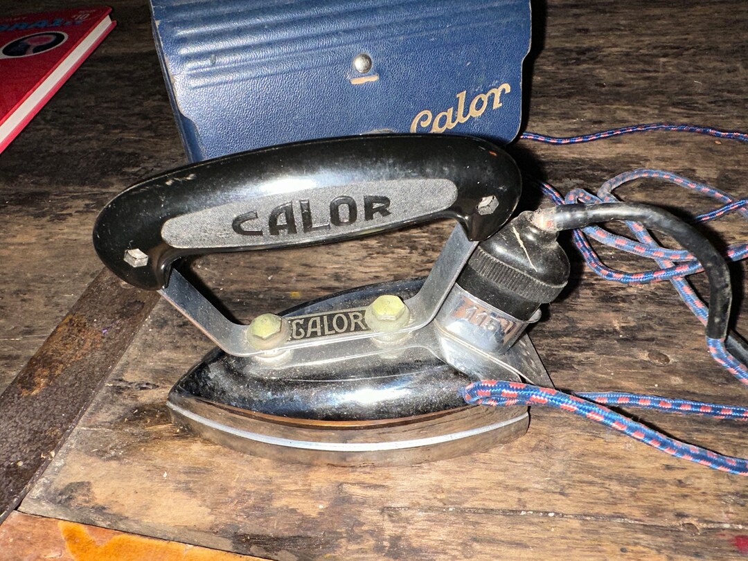 Vintage Calor 115 Travel Iron With Case, Excellent Condition Looks Like ...