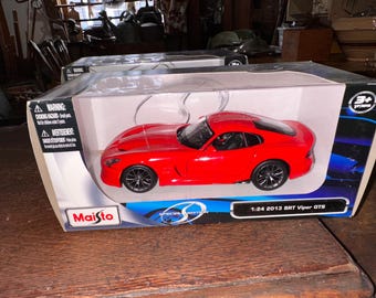 2013 Dodge Viper GTS SRT Red 1/24 Diecast Model Car by Maisto - Etsy