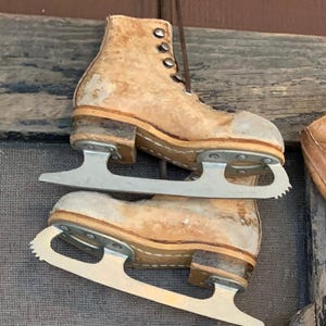 Antique 1800s Ice Skates, Very Good Condition, Could Still Be Used image 1