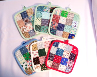Quilted pot holders, 6” square