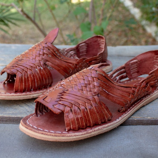 snakeskin closed toe heels