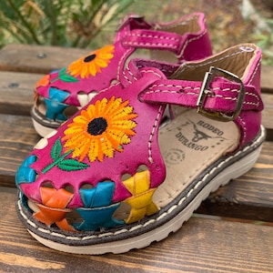 Girls WALKER TODDLER YOUTH sunflower embroidered pink leather huarache sandals