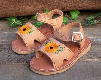 NIÑAS WALKER TODDLER sandalias huarache de cuero con bordado de girasoles