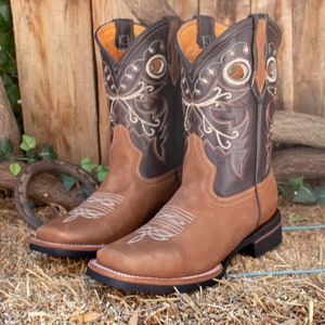 Botas de armadillo cuadradas cheap