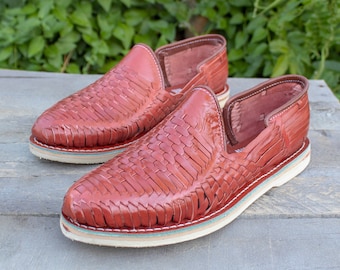 MENS LEATHER SHOE Cognac brown mexican huarache slip on shoe sandals