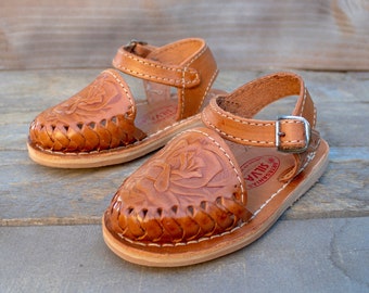 Girls WALKER TODDLER ROSE stamped leather huarache sandals Troquelado rosas