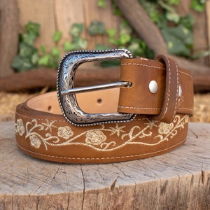 WOMENS ROSE EMBROIDERED Western cowgirl cowboy leather belt