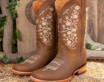 WOMENS Cowgirl WIDE CALF cowboy square toe leather embroidered boots