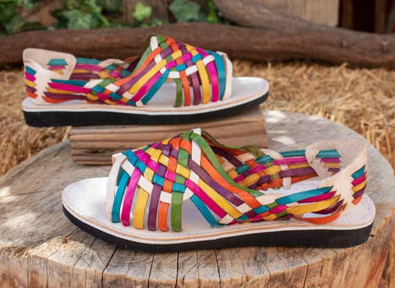 huaraches bright colors