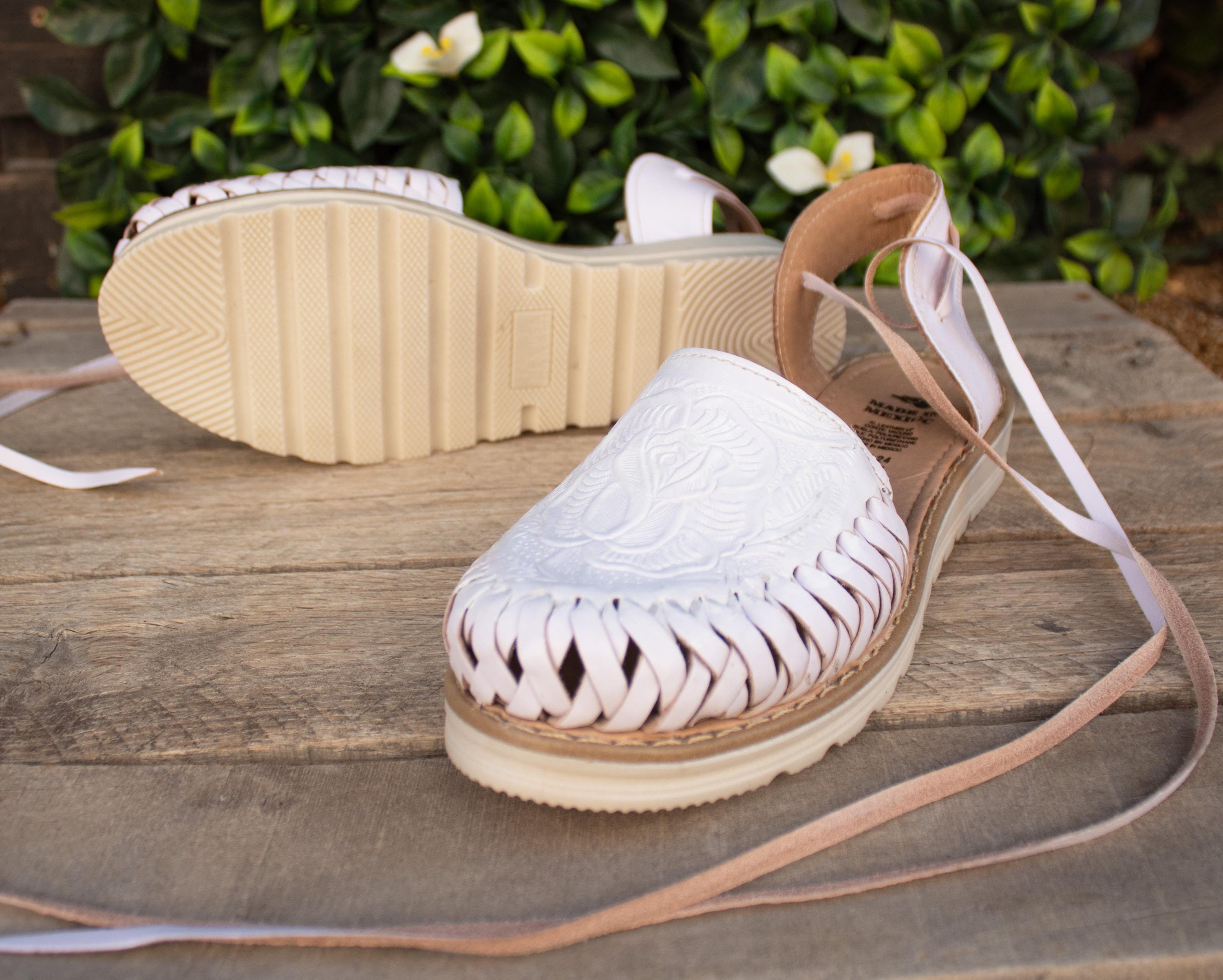 Womens LEATHER White Closed Toe Lace up Rose Stamped Huarache 