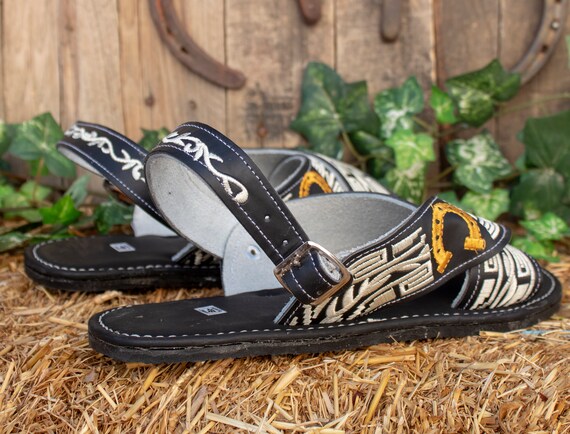 Sandals with deals cushioned soles