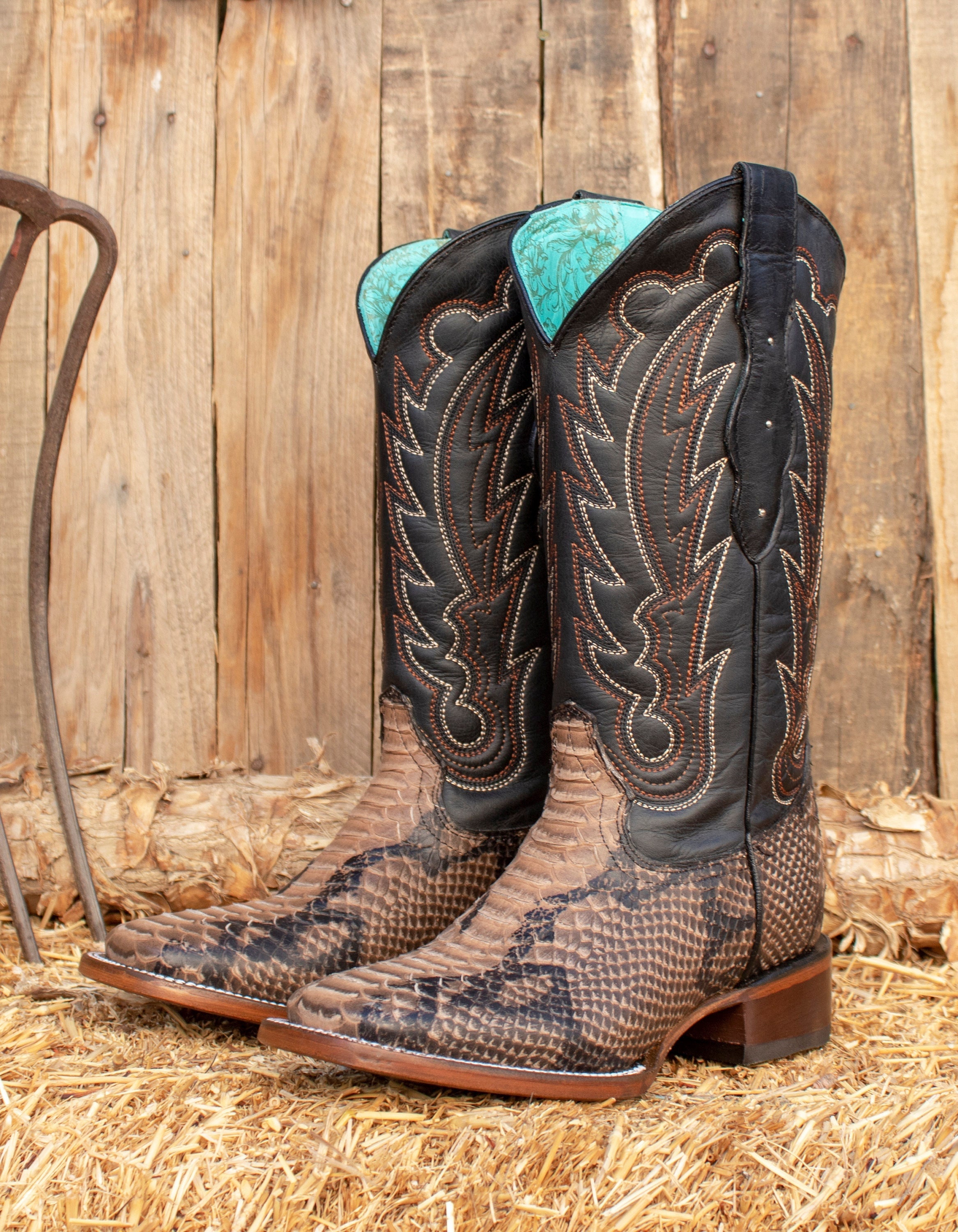 Schoenen damesschoenen Laarzen Cowboy & Westernlaarzen WOMENS COWGIRL cowboy lederen vierkante teen python slangenprint LAARZEN 
