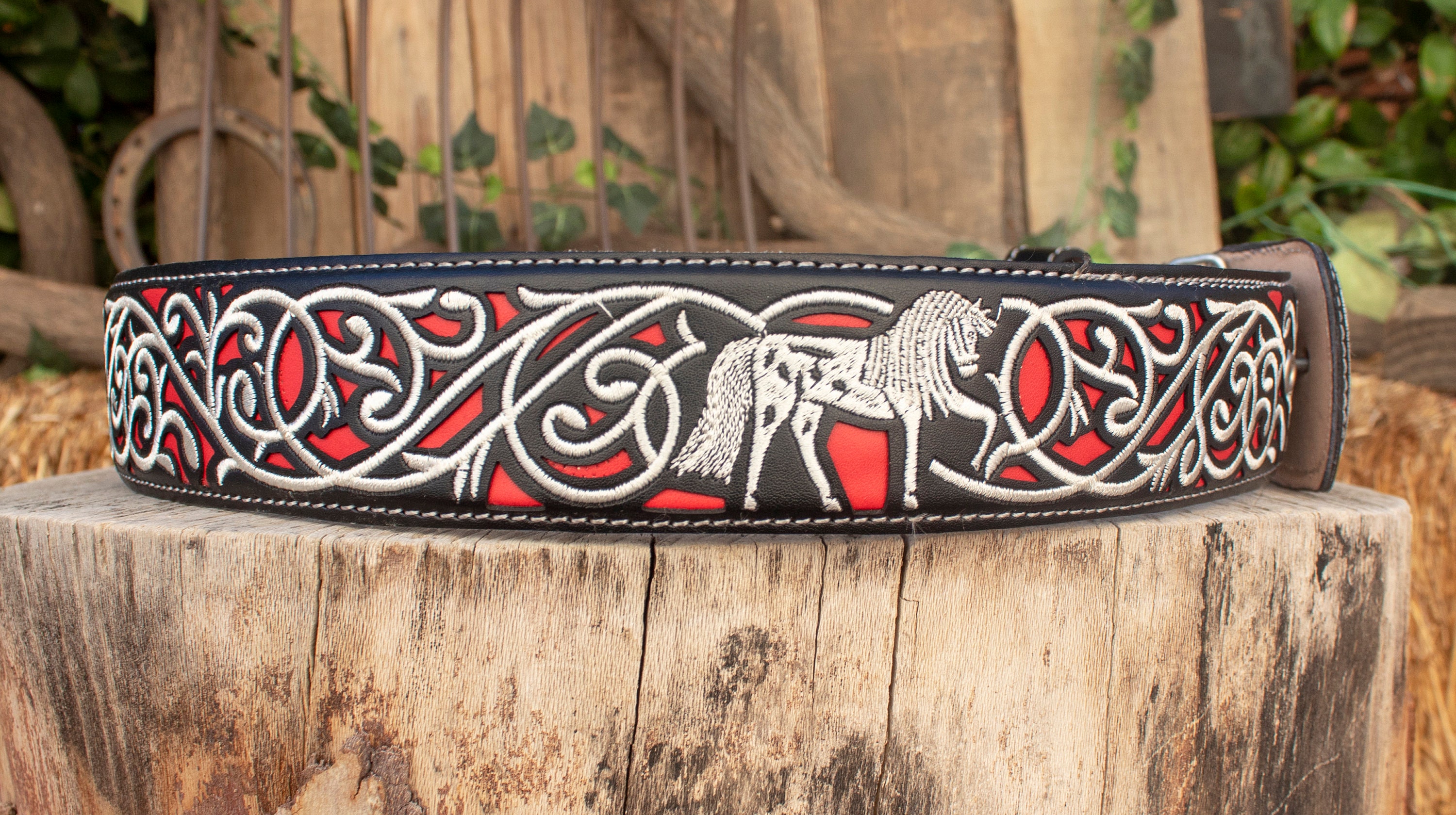 MENS WESTERN Leatherhorse Caballo Embroidered Black & Red  display picture 1