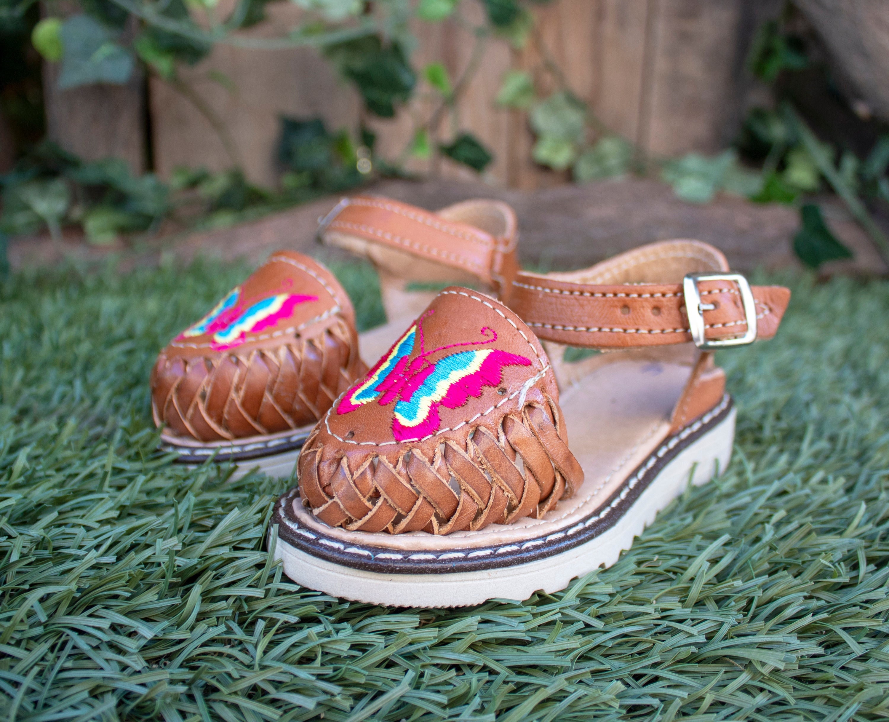 nike mexican huaraches