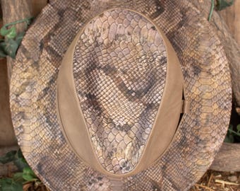 Ivory Snakeskin Print Steer Head Cowboy Brim Fedora Hat Western Panama Accessory Python SNAKE PRINT FAUX Leather Western Cowboy Hat Vibora  main image 2